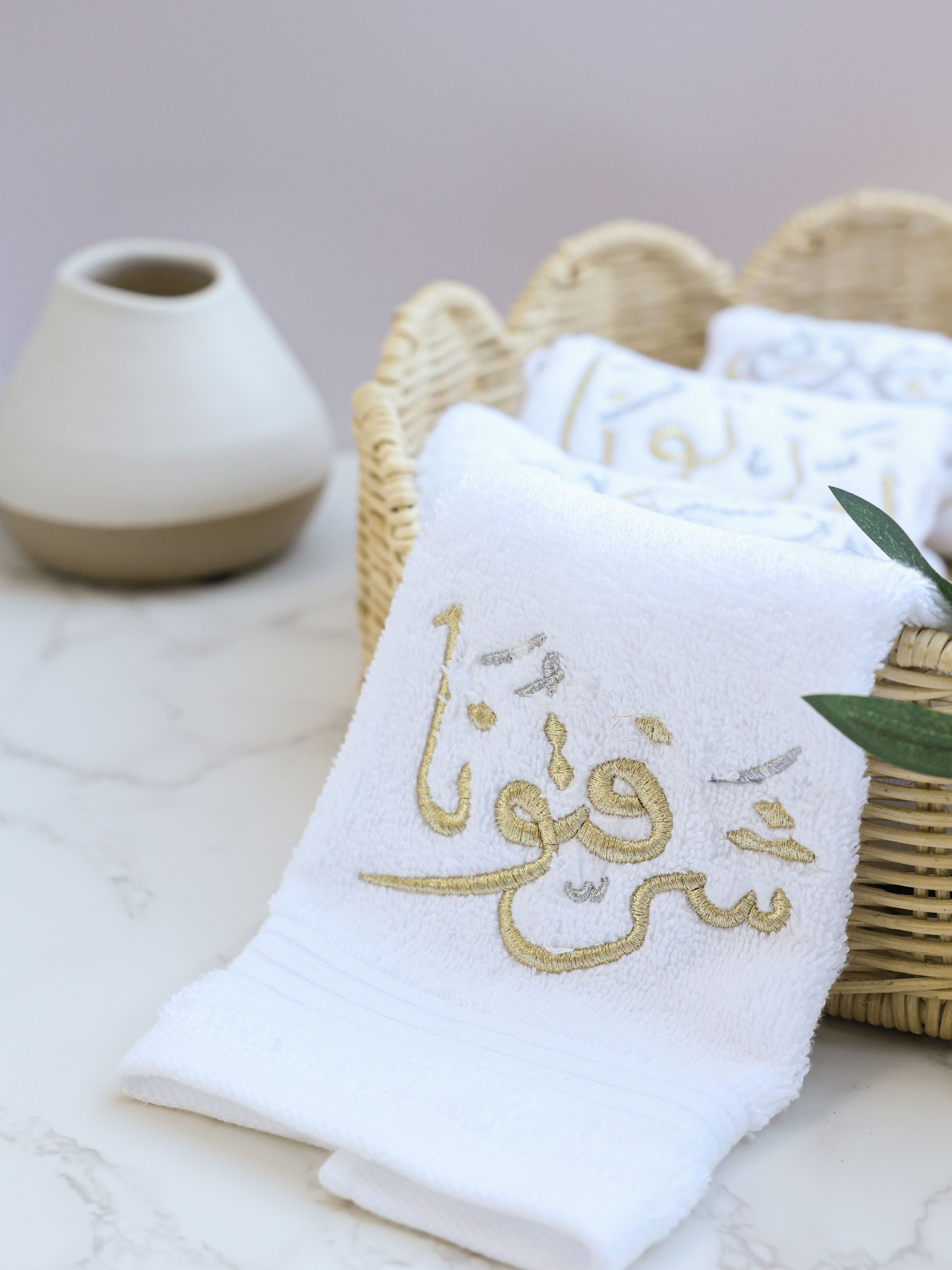 Design by Dandoun - portfolio work by Monaya Marketing